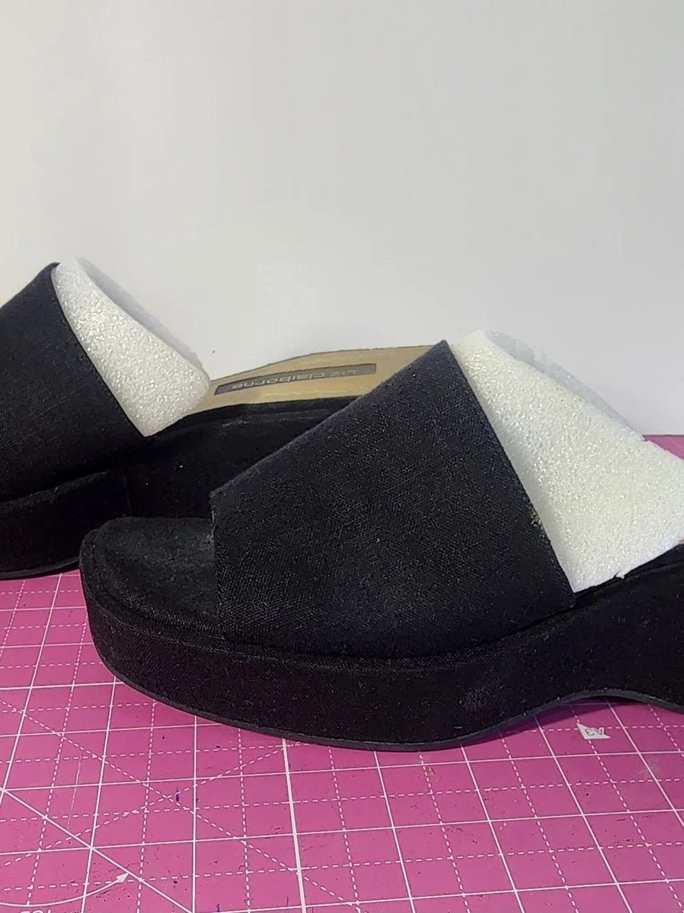Liz Claiborne Black Linen Aries Open-Toe Platform Heels with Box - 8 1/2